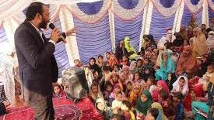 Pakistan, il teatro di strada che diventa voce per parlare di diritti, matrimoni precoci e pace