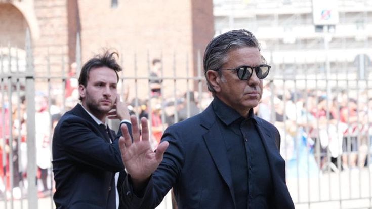 Costacurta: “Calciatori sul piedistallo, ma ce li mettiamo noi. E basta paragoni con gli altri sport”