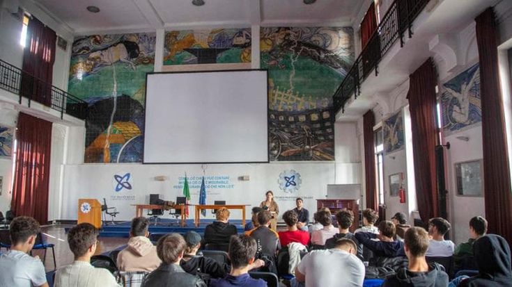All’Itis Galilei il progetto Europa, Italia con uno dei fondatori di Mangrovia, Filippo Gargani: “Ragazzi, andate contro corrente”
