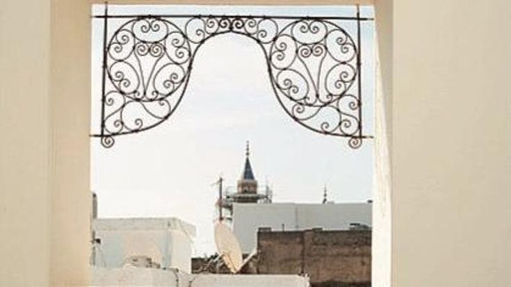 Tra reportage e flânerie preghiera laica a nostra signora di Tunisi