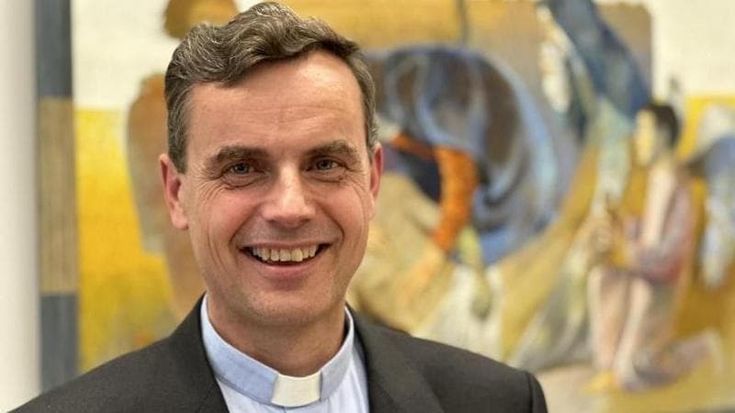 L’arcivescovo di Bruxelles: “I preti sposati sarebbero un arricchimento per la Chiesa”