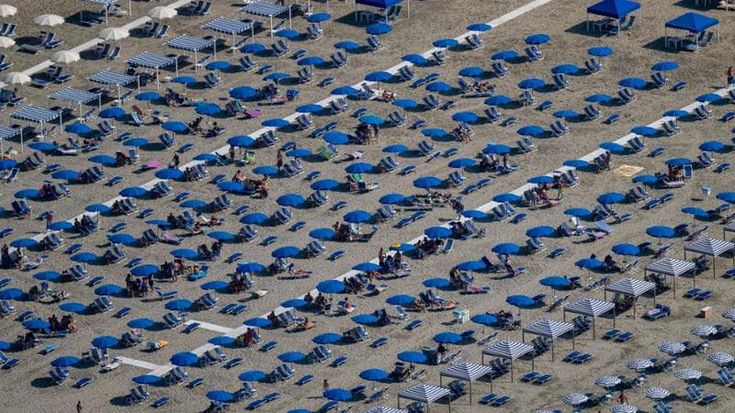 Ferie italiane, 3 milioni di partenze in più. Ma non è boom: molte saranno microvacanze