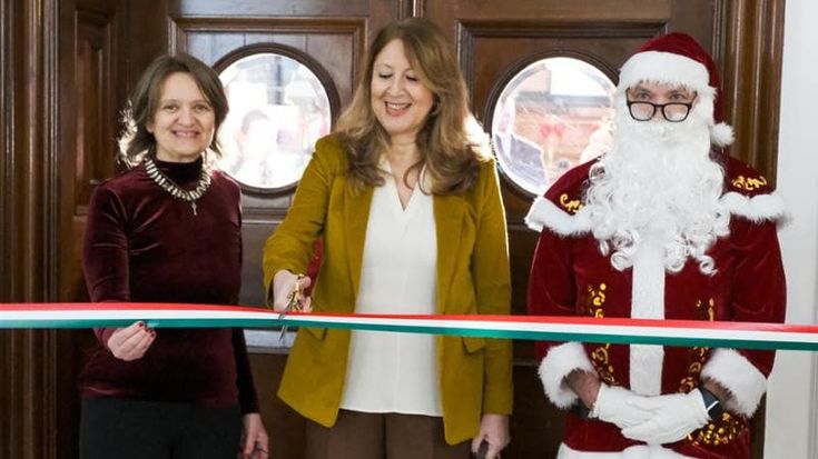 Panettoni, cultura e beneficenza all’Italian Christmas Bazaar di Londra