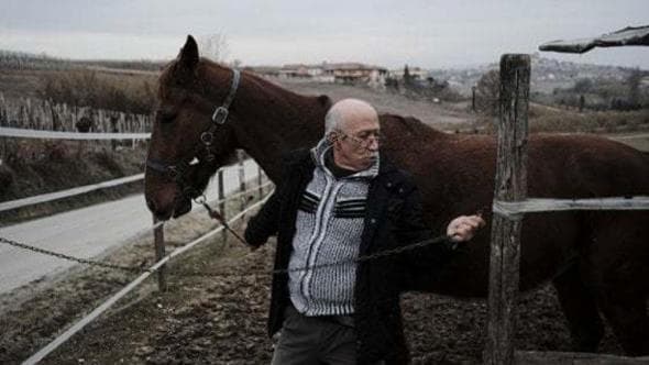 Una cavalla e uno stetoscopio: la medicina in sella di Roberto Anfosso