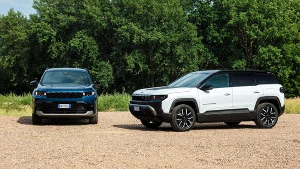 Nuova Jeep Compass, la prova in anteprima dell'ibrida plug-in e della 4xe elettrica integrale