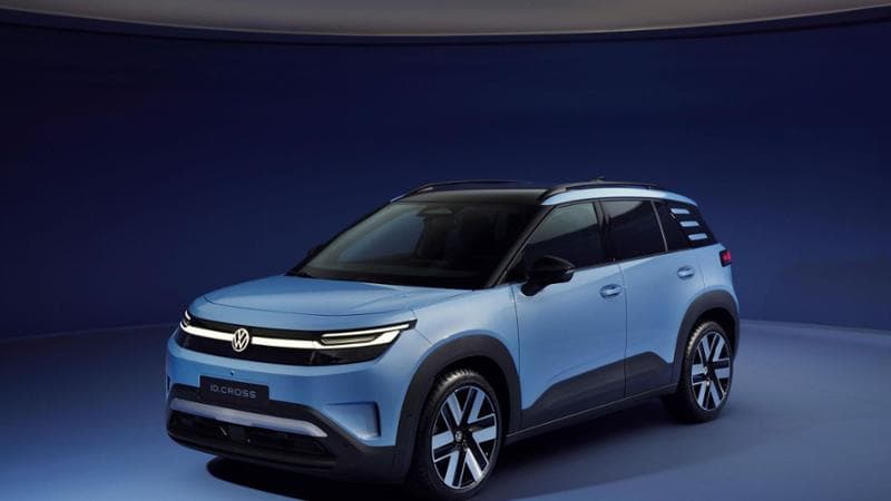 Solida e tecnologica: Volkswagen presenta la nuova ID.Cross, il B-Suv elettrico a misura di città