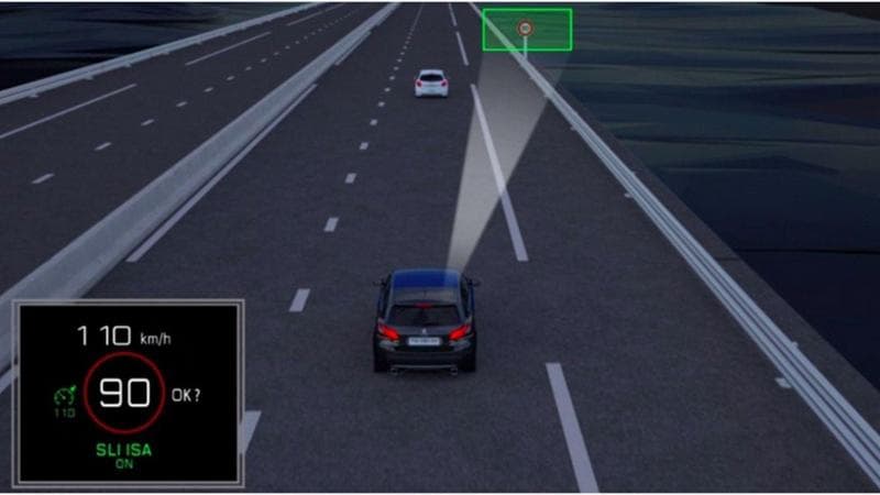 Auto che frenano da sole se superi i limiti di velocità? La Ue ci pensa ed è subito polemica
