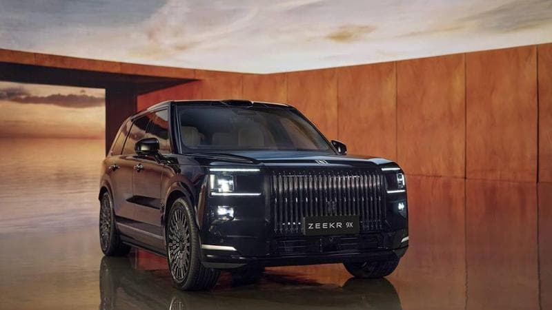 Zeekr presenta la 9X, maxi-Suv di lusso super hybrid da 900 Cv che sfida le premium europee