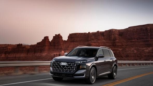 Audi Q9, la nuova ammiraglia è un maxi-Suv a sette posti tutto ibrido lungo 5,31 metri