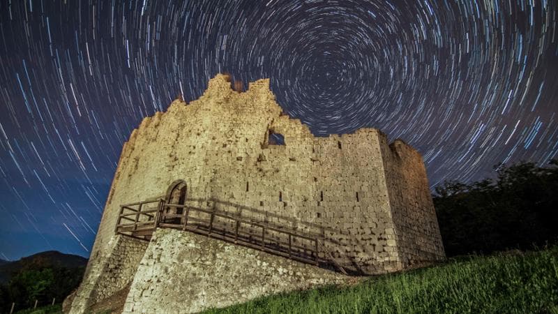 Dal Piemonte all’Abruzzo, stelle cadenti e desideri nei Borghi più belli la notte di San Lorenzo