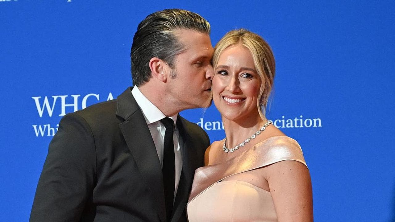 Perché Jennifer Hegseth è sempre più influente al Pentagono (e sogna la Casa Bianca)