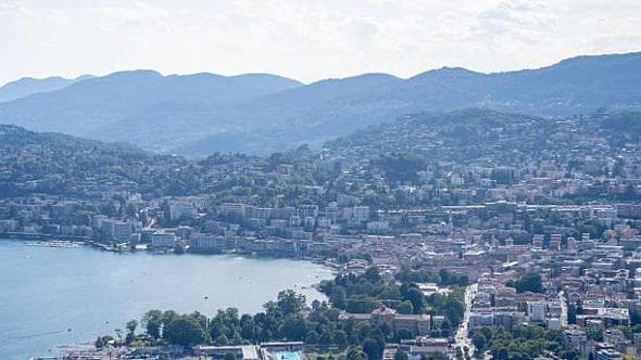 Canton Ticino, trovata morta nel lago di Lugano la donna minacciata in un audio del leghista svizzero Zali